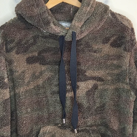 Rewash | Camo Fleece Hooded Pullover Sweatshirt Size Medium - Picture 2 of 5
